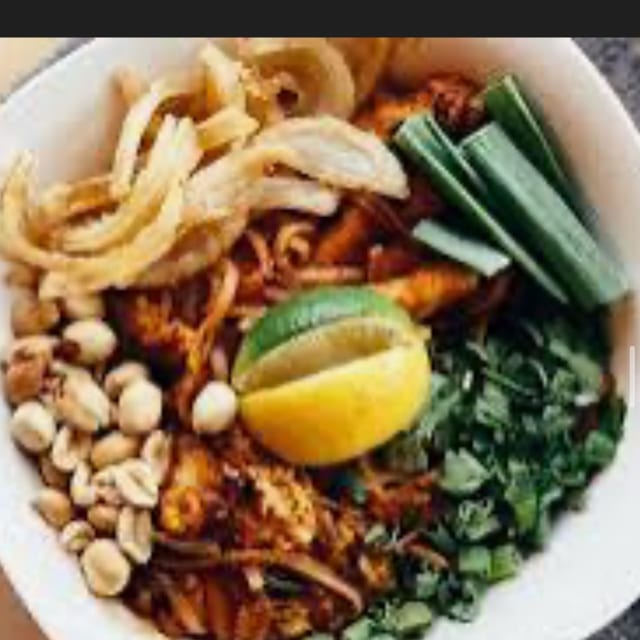 Pad thai (dinner).